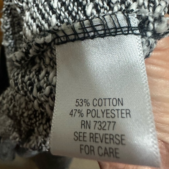 Croft&Barrow shirt/zipper pockets on front. Cowl neck. Black and white weave. - Picture 3 of 3